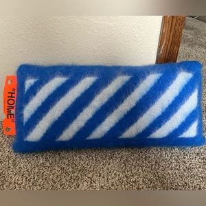 *New* Off—White mohair lumbar throw pillow (Blue/White/Fluo Orange)